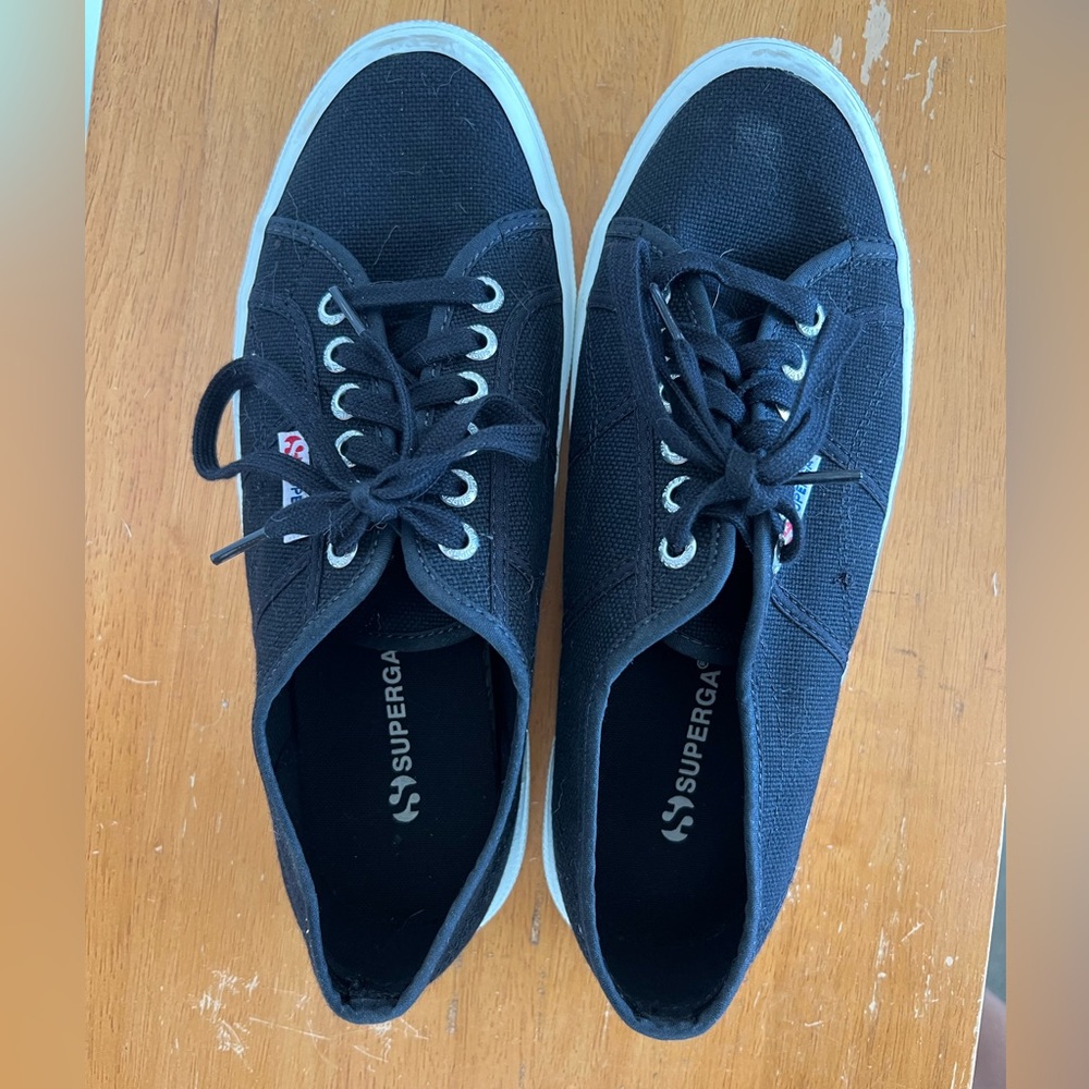Superga Women’s shoes. Size 9.5